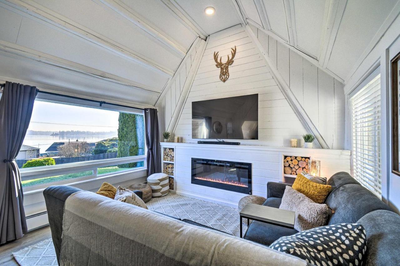 Puget Sound Cabin With Hot Tub And Water Views! Bremerton Eksteriør billede