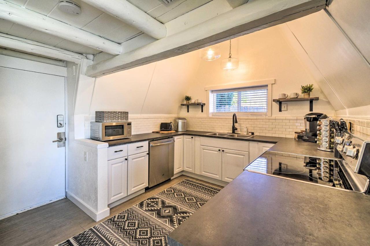 Puget Sound Cabin With Hot Tub And Water Views! Bremerton Eksteriør billede