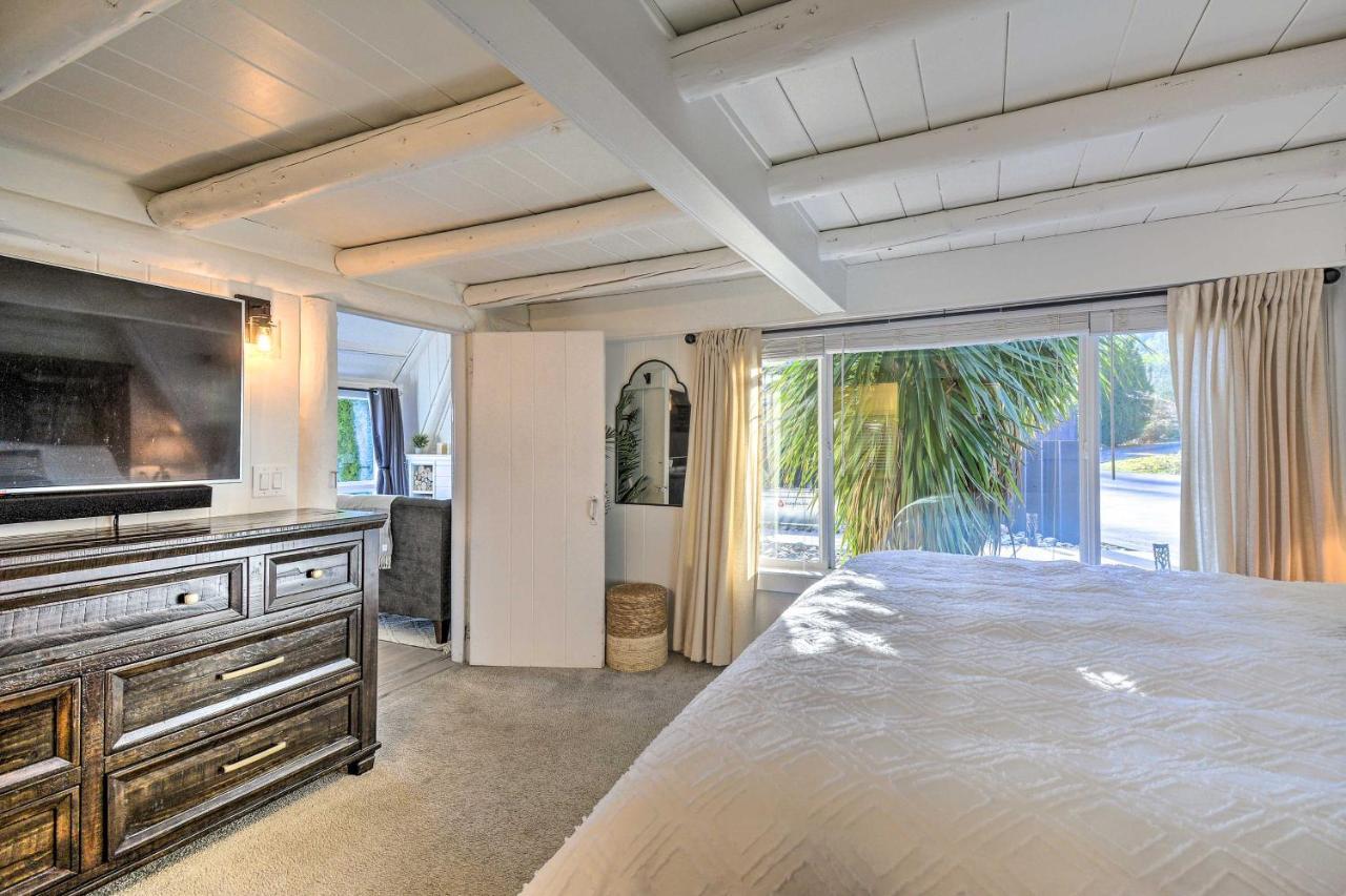 Puget Sound Cabin With Hot Tub And Water Views! Bremerton Eksteriør billede